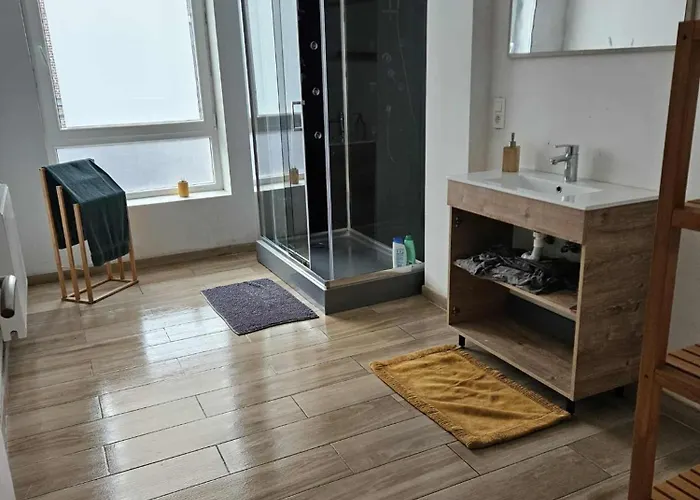 Séjour chez l'habitant Le Caillou Blanc *